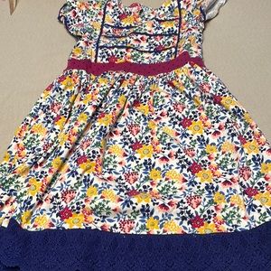 Like new wildflowers dress size 6